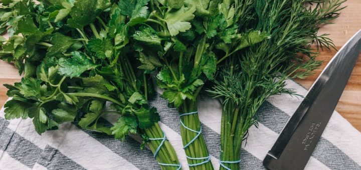 parsley leaves and chive