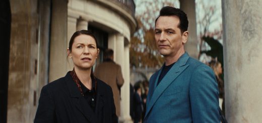 Claire Danes and Matthew Rhys in The Beast in Me